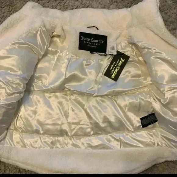 NEW IVORY TEDDY BEAR PUFFER COAT. JUICY CO… - Picture 6 of 16
